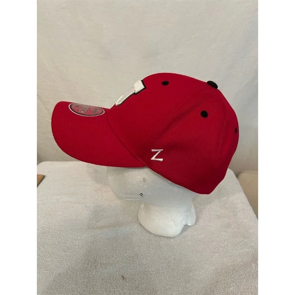 University of Utah Utes Zephyr Red Hat Unisex Adult Size M cap official licensed